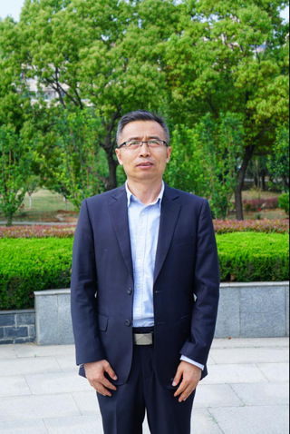电子商务专业吴圣泽教授